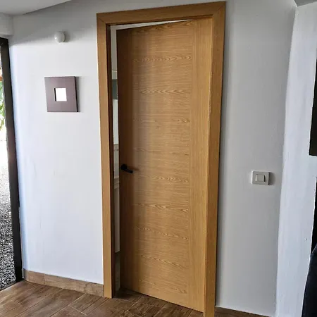 With Stunning Views In 50 M² + Close To The Sea Apartmán *